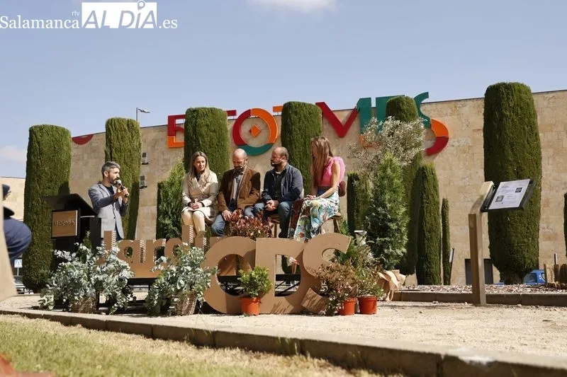 Inauguración del Jardín de los Objetivos de Desarrollo Sostenible (ODS) en el Centro Comercial El Tormes. Foto de David Sañudo