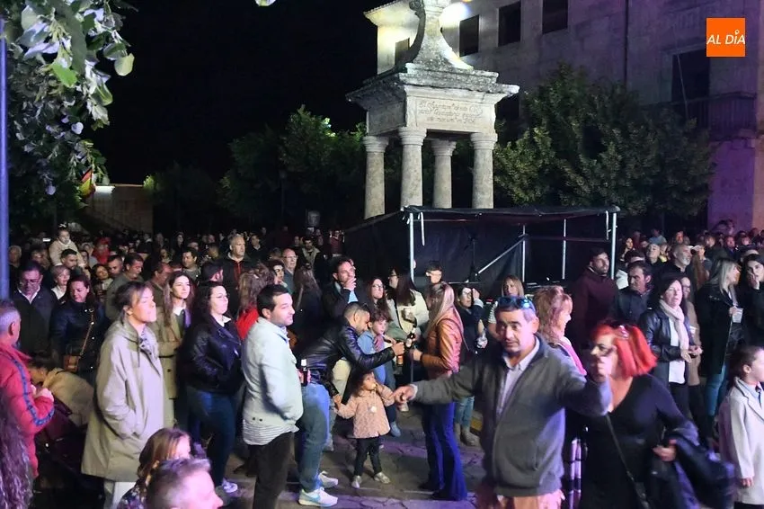 Foto 4 - La Orquesta Kronos sirve el demandado &uacute;ltimo plato de la Feria del Farinato