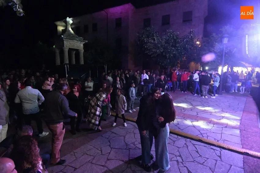 Foto 6 - La Orquesta Kronos sirve el demandado &uacute;ltimo plato de la Feria del Farinato