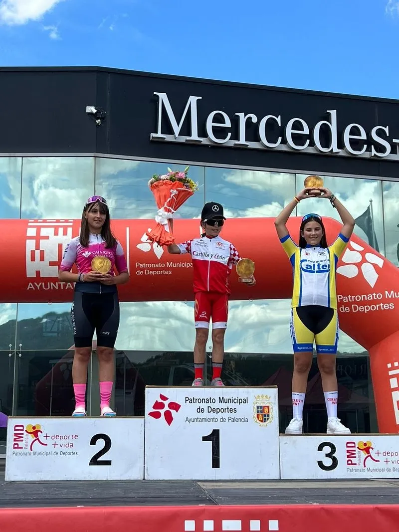 Elena Rosquete, segunda en categoría alevín en Palencia en el Campeonato CyL de Ruta