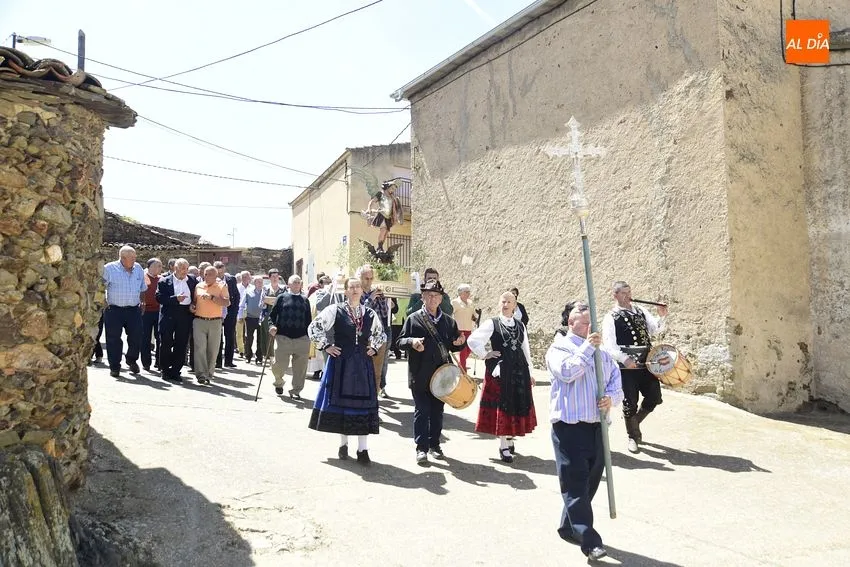 Procesión en honor a San Miguel Arcángel en la Atalaya/ Fotos: Adrián M. Pastor