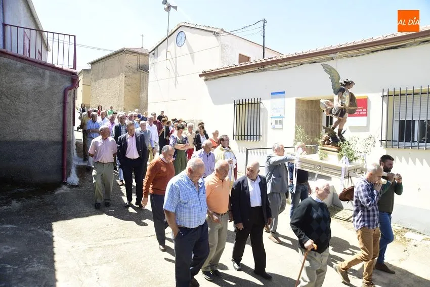 Procesión en honor a San Miguel Arcángel en la Atalaya/ Fotos: Adrián M. Pastor