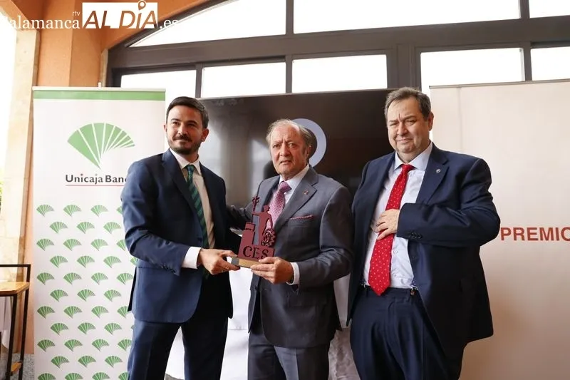 Acto de entrega del I Premio ‘Empresario del Año de Salamanca’ al presidente y fundador del Grupo Andrés, Eustaquio Andrés. Foto de David Sañudo