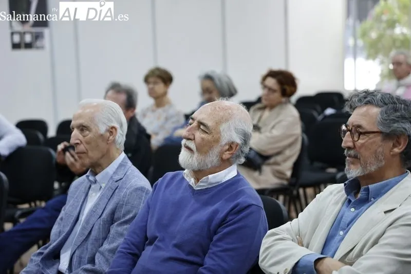 Presentación en la Plaza Mayor del libro sobre Nebrija y Salamanca. Foto de David Sañudo