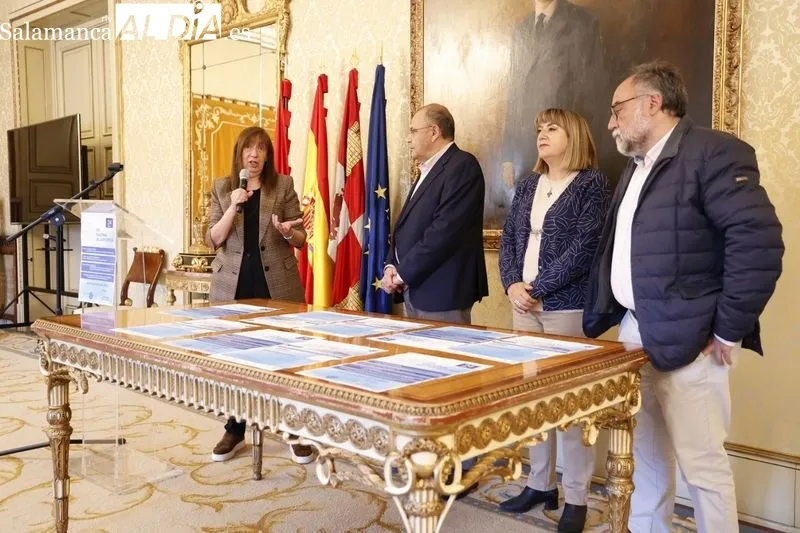 Recepción en el Ayuntamiento a la Asociación de Personas con Epilepsia de Castilla y León (Aspecyl). Foto de David Sañudo
