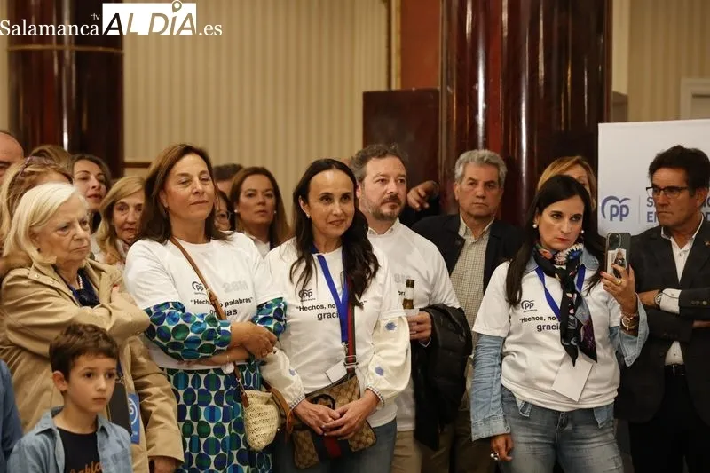 Carbayo, tras ganar las elecciones: “Ha sido una victoria rotunda. Vamos a gobernar para todos desde la moderación” | FOTOS: DAVID SAÑUDO