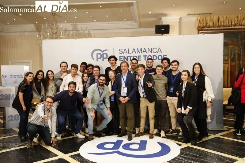 Foto 7 - Carbayo: &ldquo;Ha sido una victoria rotunda. Vamos a gobernar para todos desde la moderaci&oacute;n&rdquo;