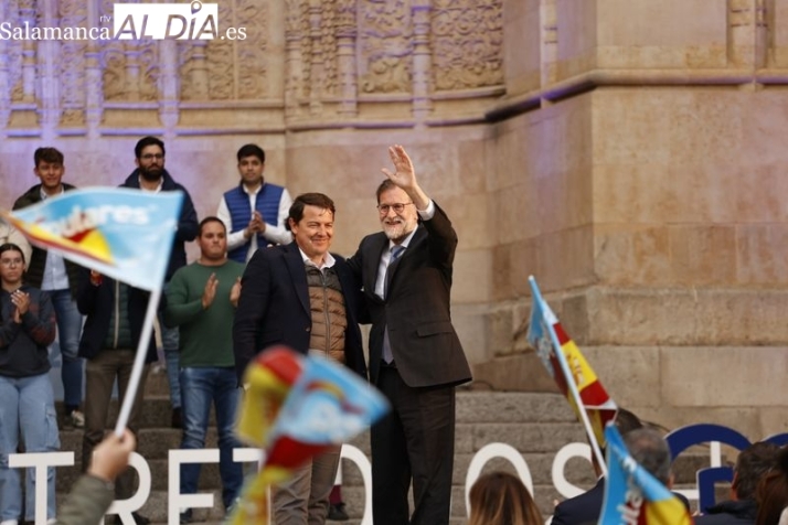 Rajoy y Mañueco resaltan la gestión brillante de Carbayo