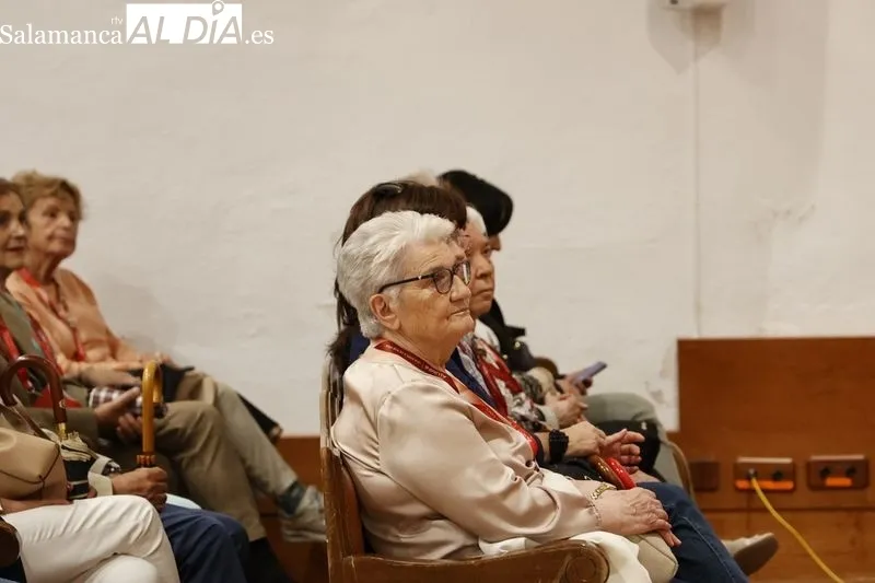 Bienvenida a los antiguos alumnos de la Universidad de Salamanca. Fotos: David Sañudo