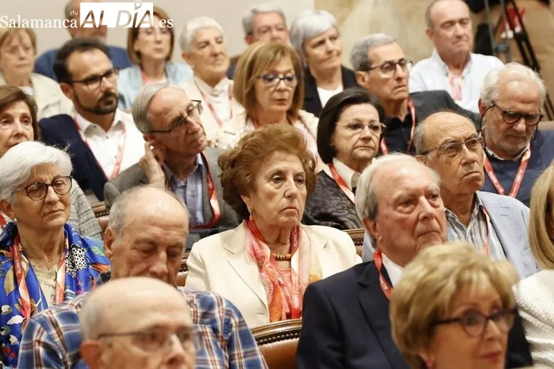Bienvenida a los antiguos alumnos de la Universidad de Salamanca. Fotos: David Sañudo