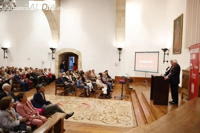 Bienvenida a los antiguos alumnos de la Universidad de Salamanca. Fotos: David Sañudo