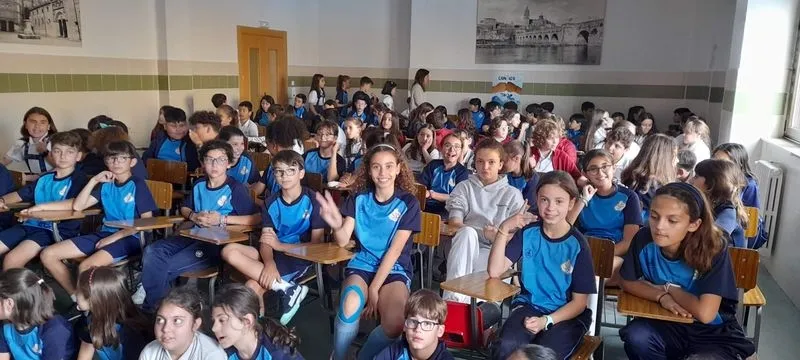 Foto 4 - El Colegio San Juan Bosco 'se convierte' en Ol&iacute;mpico