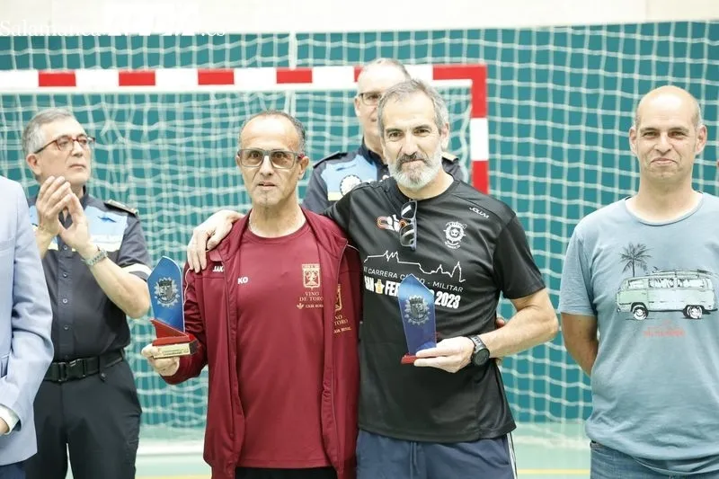Foto 18 - Entrega de trofeos de la XXIV edici&oacute;n del Cross de la Polic&iacute;a Local de Salamanca