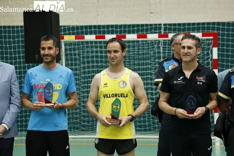 Foto 33 - Entrega de trofeos de la XXIV edici&oacute;n del Cross de la Polic&iacute;a Local de Salamanca