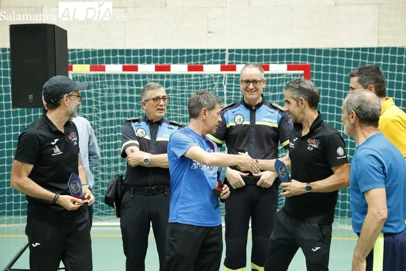 Foto 34 - Entrega de trofeos de la XXIV edici&oacute;n del Cross de la Polic&iacute;a Local de Salamanca