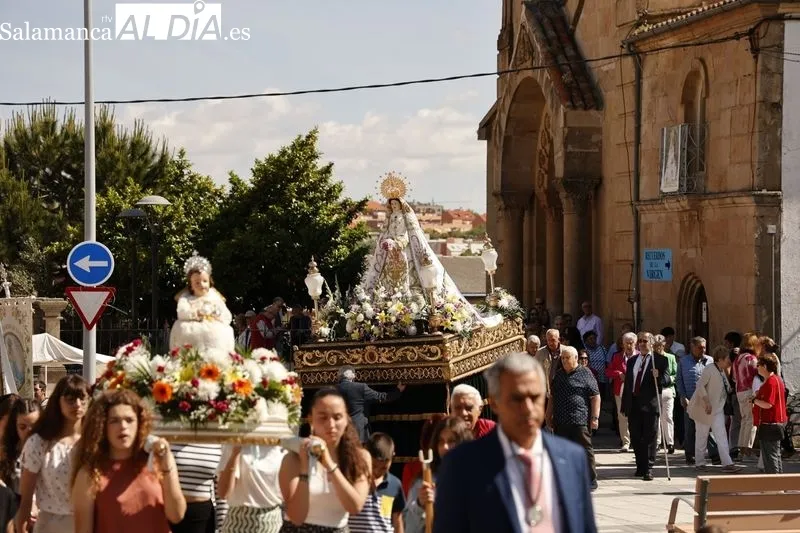 Foto 17 - Tejares celebra sus fiestas con la tradicional misa y procesi&oacute;n