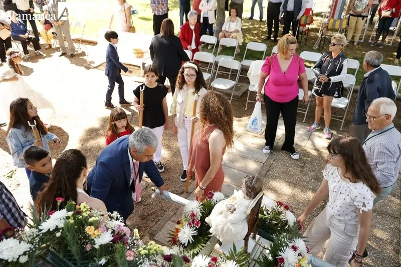 Foto 55 - Tejares celebra sus fiestas con la tradicional misa y procesi&oacute;n