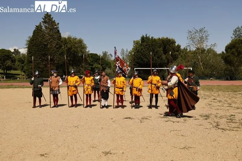 Foto 2 - Perfecta recreaci&oacute;n de la Batalla de los Tercios en la ribera del r&iacute;o Tormes