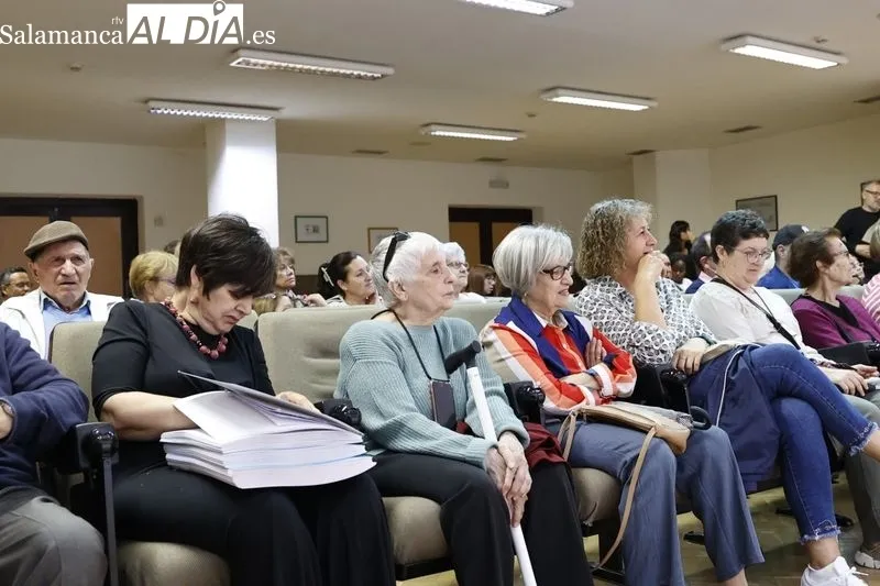 Foto 5 - La ONCE organiza actividades l&uacute;dicas y divulgativas dirigidas a la ciudadan&iacute;a salmantina