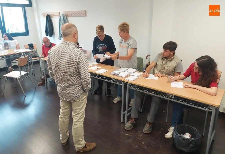 Foto 3 - CCOO consigue 5 delegados y UGT 4 en las elecciones sindicales del Personal Laboral del Ayuntamiento