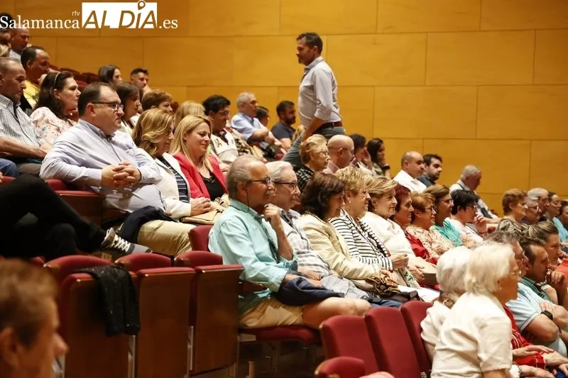 XXI Festival de Folclore 'Federico Lozano' en Villares de la Reina. Fotos: David Sañudo