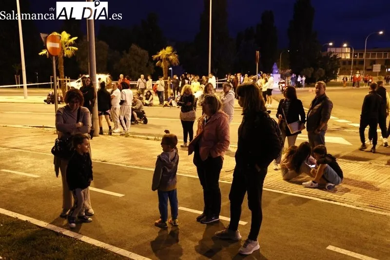 Foto 4 - Los fuegos artificiales ponen el broche de oro a la festividad de San Juan de Sahag&uacute;n