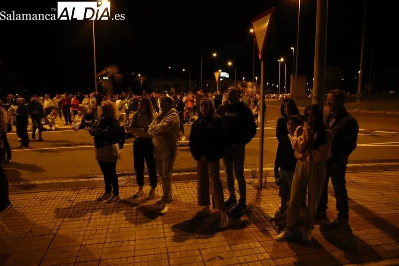 Foto 11 - Los fuegos artificiales ponen el broche de oro a la festividad de San Juan de Sahag&uacute;n