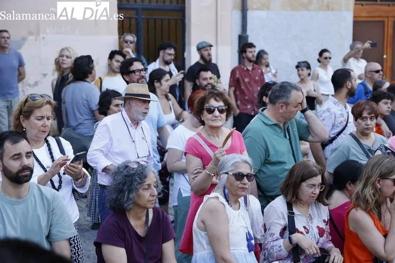 Foto 5 - Gran tarde de m&uacute;sica en la Cueva de Salamanca con el concierto de Fet&eacute;n Fet&eacute;n 