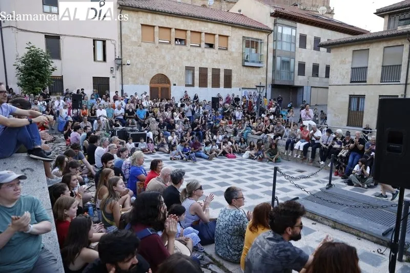 Foto 7 - Gran tarde de m&uacute;sica en la Cueva de Salamanca con el concierto de Fet&eacute;n Fet&eacute;n 