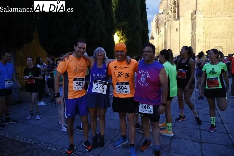Foto 3 - Las calles de la ciudad disfrutan de la carrera nocturna de Salamanca a Tope