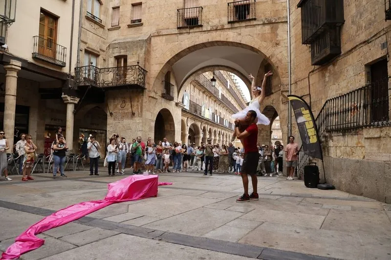 Foto 7 - D&iacute;a del artista salmantino: m&uacute;ltiples actuaciones en el centro de la ciudad