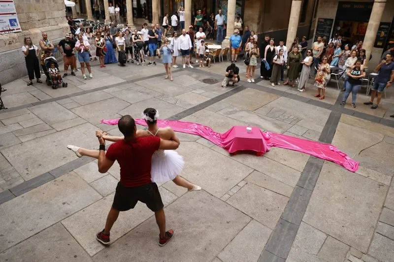 Foto 10 - D&iacute;a del artista salmantino: m&uacute;ltiples actuaciones en el centro de la ciudad