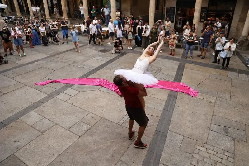 Foto 11 - D&iacute;a del artista salmantino: m&uacute;ltiples actuaciones en el centro de la ciudad