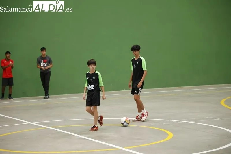 Foto 14 - Mucha calidad en el II Torneo Solidario F&uacute;tbol Sala Llenando Escuela