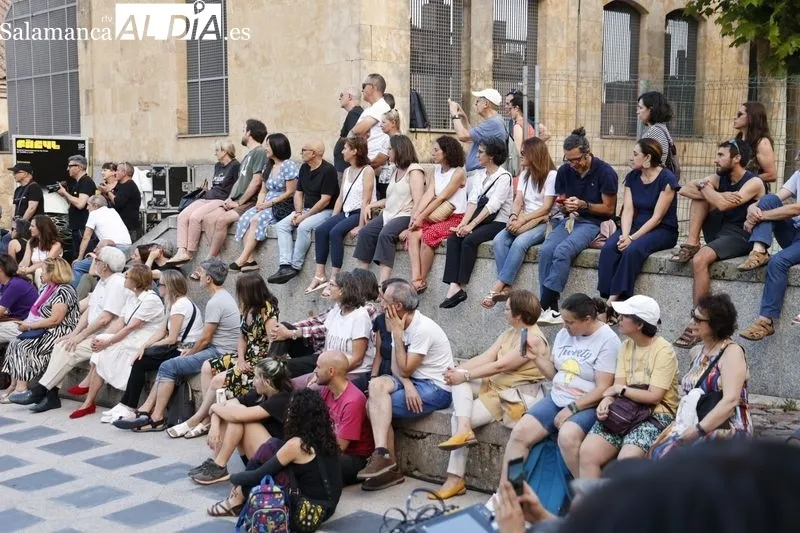 Foto 4 - La m&uacute;sica de Luca Frasca y Marina Sor&iacute;n llega a la Cueva de Salamanca