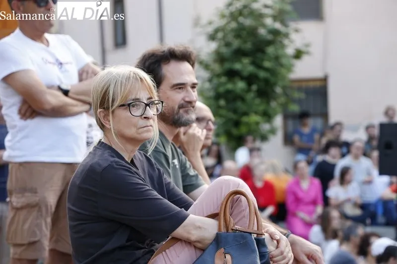 Foto 14 - La m&uacute;sica de Luca Frasca y Marina Sor&iacute;n llega a la Cueva de Salamanca