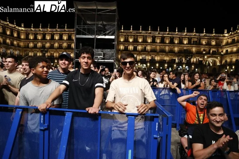 Foto 4 - Lleno en la Plaza Mayor para saltar con la m&uacute;sica electr&oacute;nica de Yves V y Brian Cross