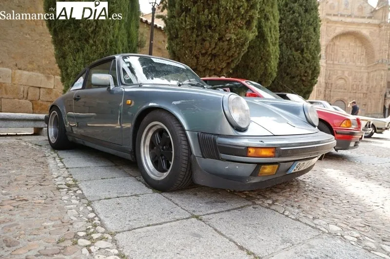 Foto 5 - 35 veh&iacute;culos del Classic Cars Tour visitan Salamanca