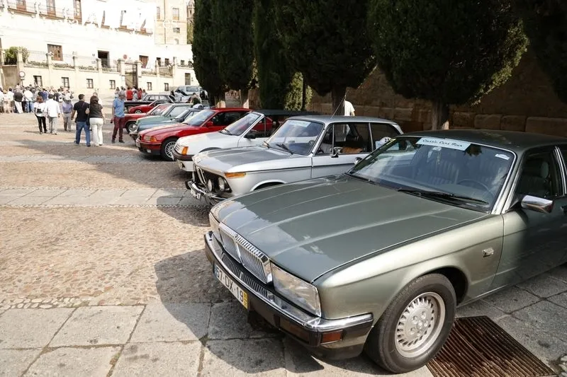 Foto 6 - 35 veh&iacute;culos del Classic Cars Tour visitan Salamanca