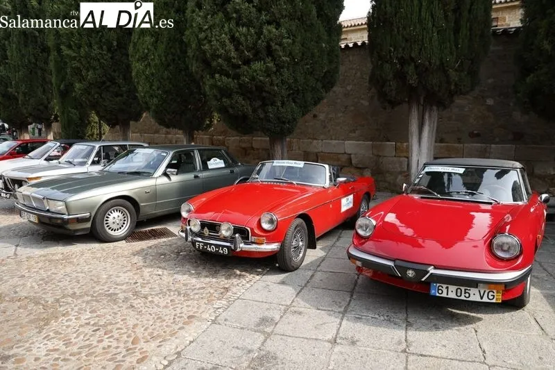 Foto 7 - 35 veh&iacute;culos del Classic Cars Tour visitan Salamanca