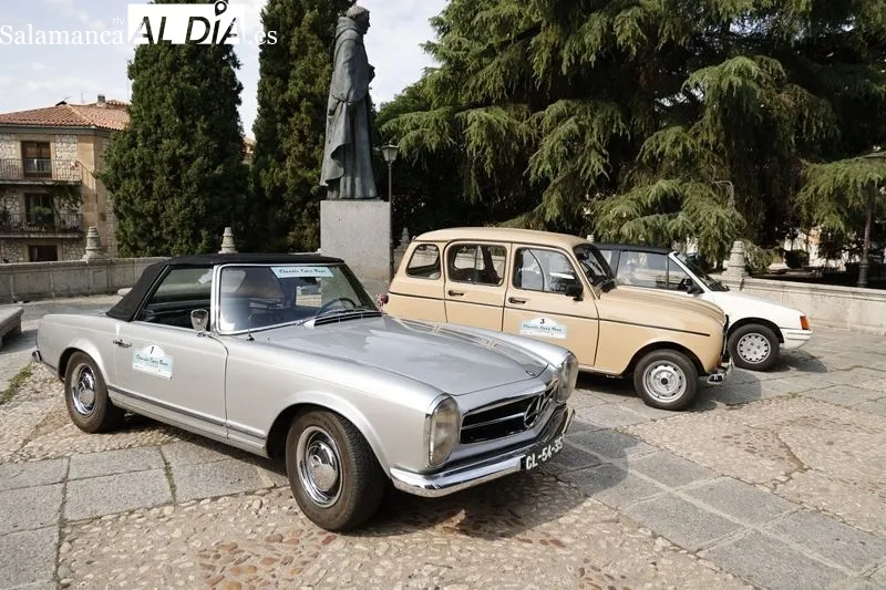 Foto 8 - 35 veh&iacute;culos del Classic Cars Tour visitan Salamanca