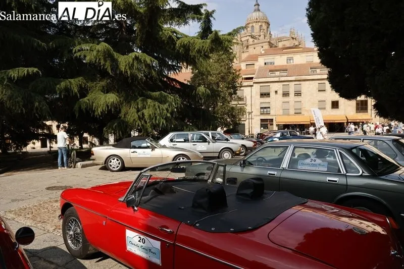Foto 13 - 35 veh&iacute;culos del Classic Cars Tour visitan Salamanca