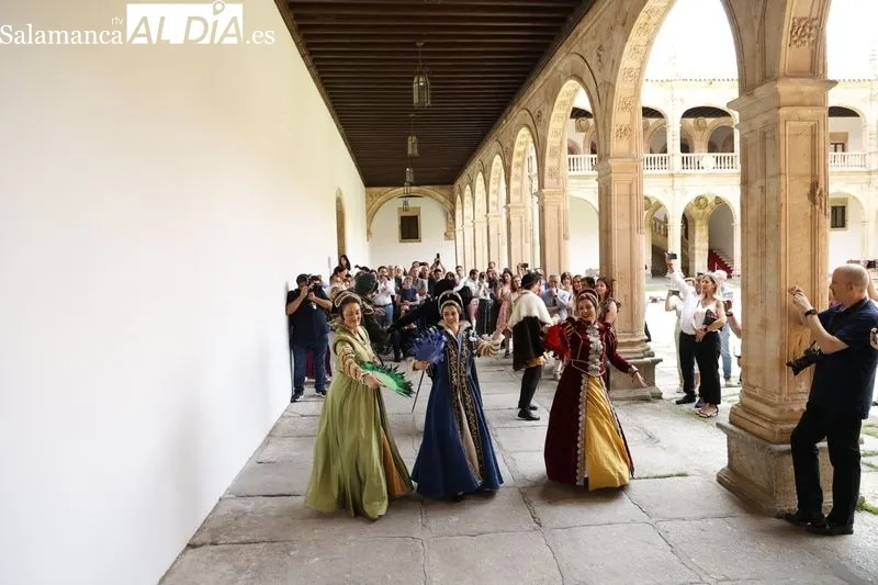 Foto 10 - 120 comensales disfrutan de la simulaci&oacute;n del banquete de bodas de Felipe II y Mar&iacute;a Manuela de Portugal