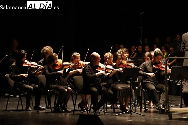 Foto 17 - El CAEM acoge un musical escolar con el acompa&ntilde;amiento de la Joven Orquesta Sinf&oacute;nica de Castilla y Le&oacute;n