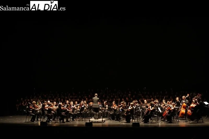 Foto 24 - El CAEM acoge un musical escolar con el acompa&ntilde;amiento de la Joven Orquesta Sinf&oacute;nica de Castilla y Le&oacute;n