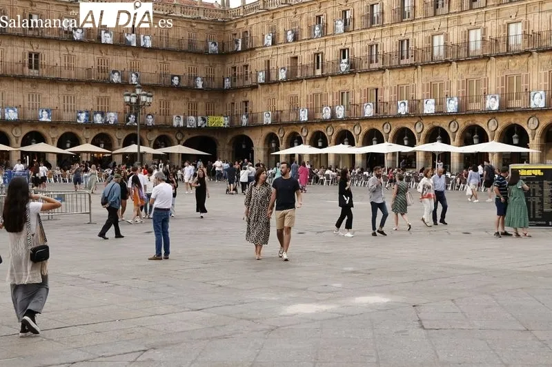 Foto 21 - Gran ambiente en el centro de la ciudad en un domingo muy tur&iacute;stico