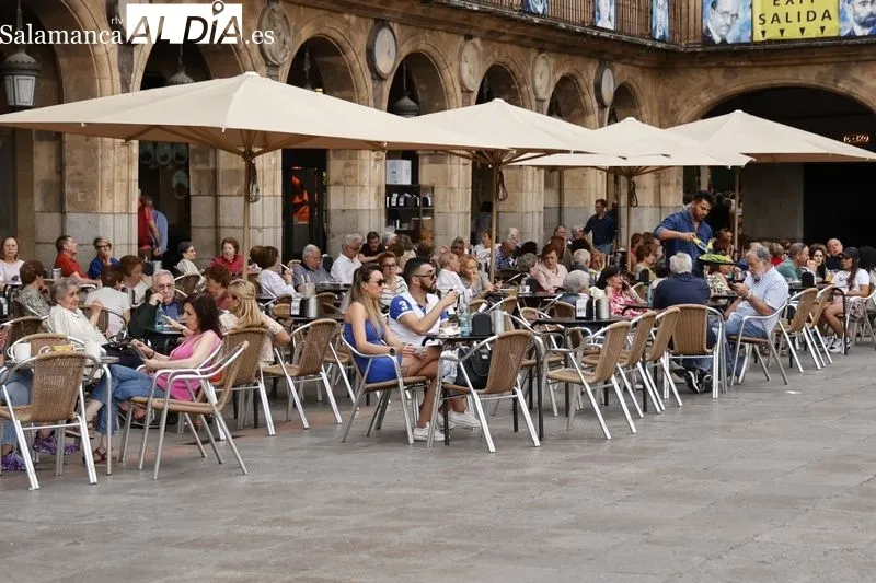 Foto 25 - Gran ambiente en el centro de la ciudad en un domingo muy tur&iacute;stico