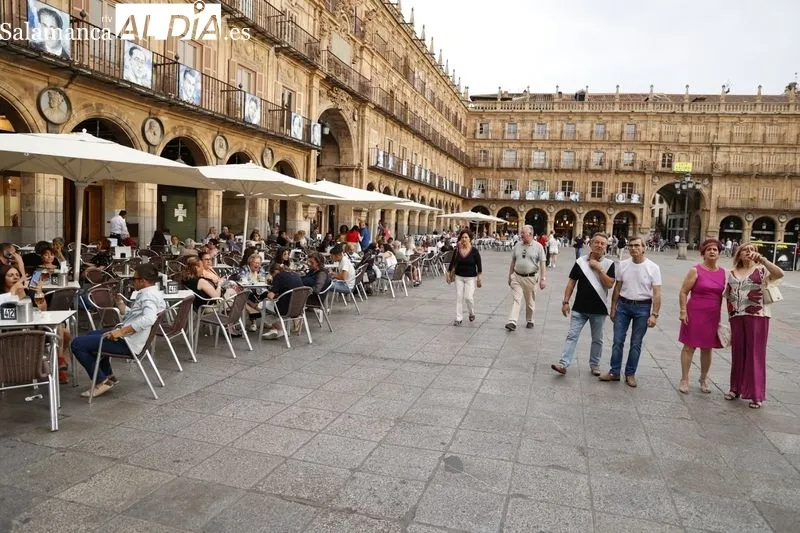 Foto 32 - Gran ambiente en el centro de la ciudad en un domingo muy tur&iacute;stico