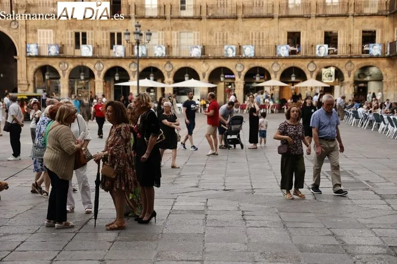 Foto 37 - Gran ambiente en el centro de la ciudad en un domingo muy tur&iacute;stico
