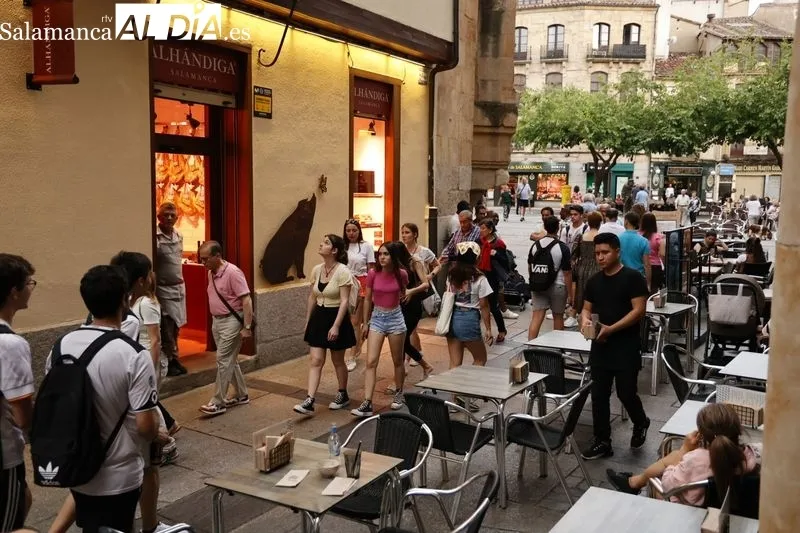 Foto 38 - Gran ambiente en el centro de la ciudad en un domingo muy tur&iacute;stico